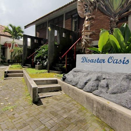 Disaster Oasis Hotel Kaliurang Luaran gambar