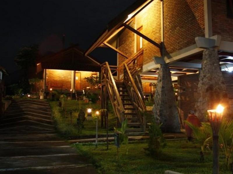 Disaster Oasis Hotel Kaliurang Luaran gambar
