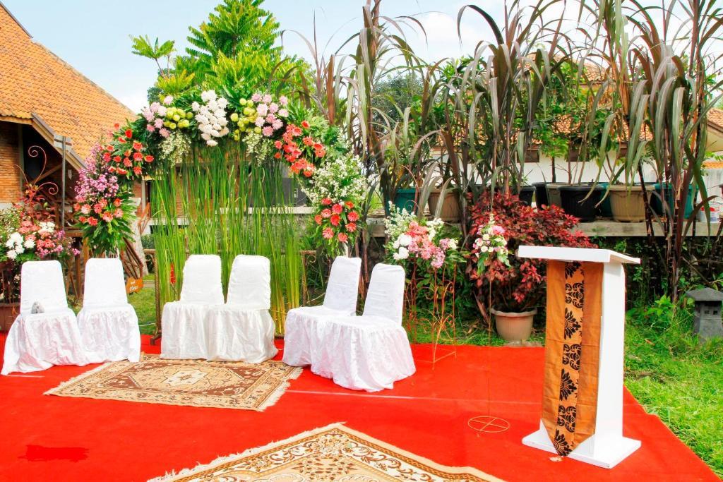 Disaster Oasis Hotel Kaliurang Luaran gambar