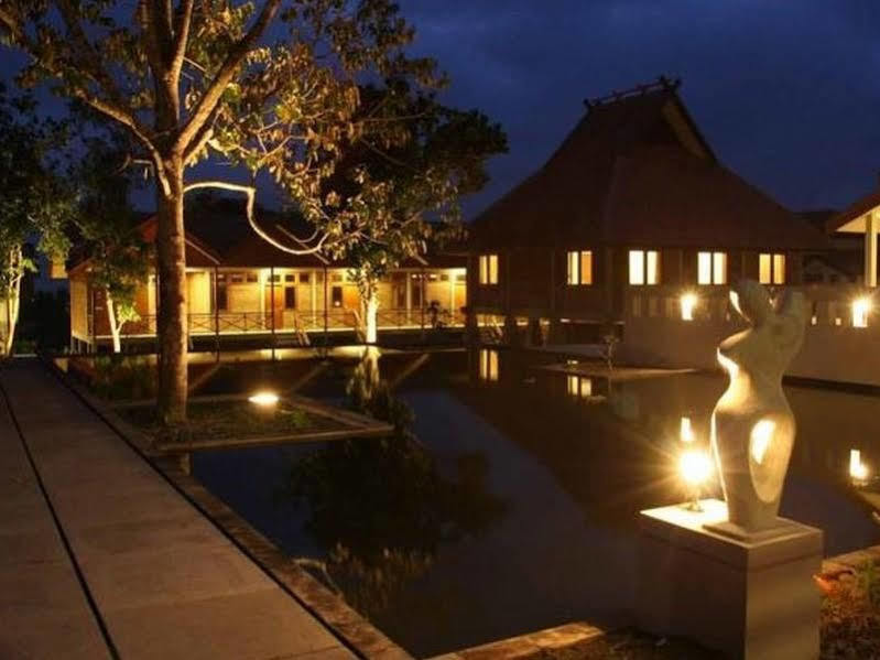 Disaster Oasis Hotel Kaliurang Luaran gambar