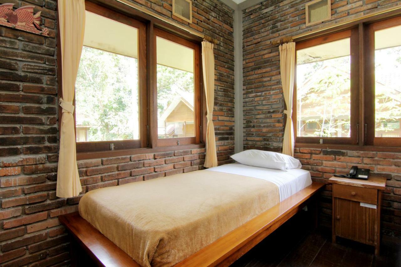 Disaster Oasis Hotel Kaliurang Luaran gambar