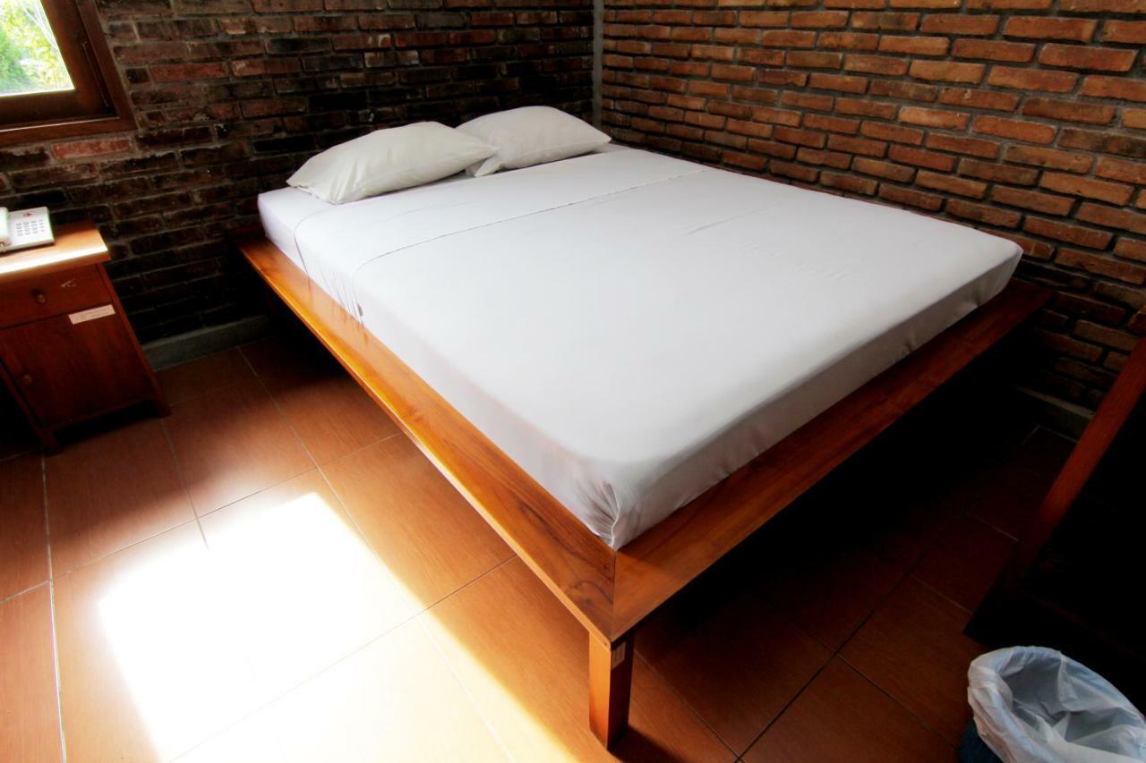 Disaster Oasis Hotel Kaliurang Luaran gambar