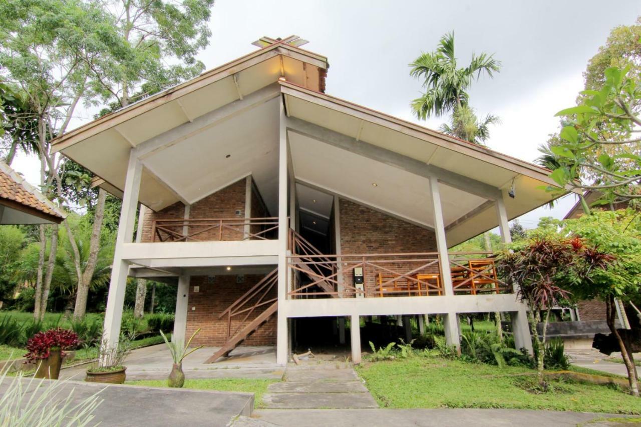 Disaster Oasis Hotel Kaliurang Luaran gambar