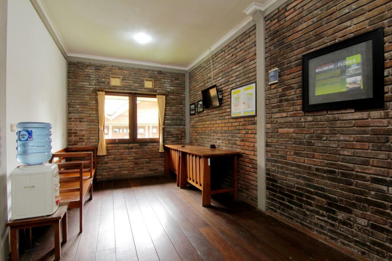 Disaster Oasis Hotel Kaliurang Luaran gambar